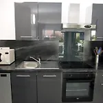 Modern Apartment With Terrace And Beach 5 Min Away