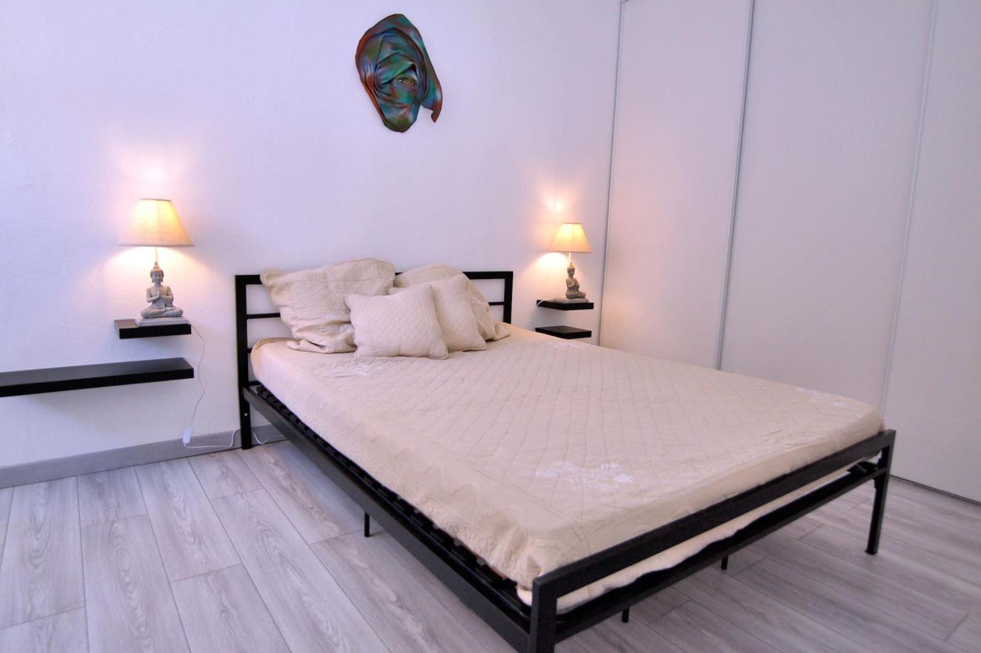 Modern With Terrace And 5 Min Away * Fréjus